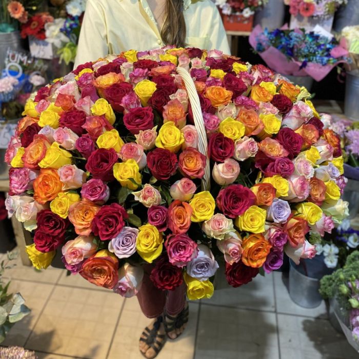 201 Rose Mix in a basket