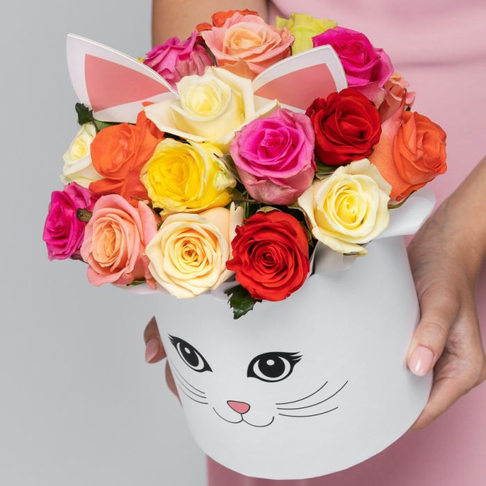 Children's bouquet Т21 Rose MixУ in a box cat