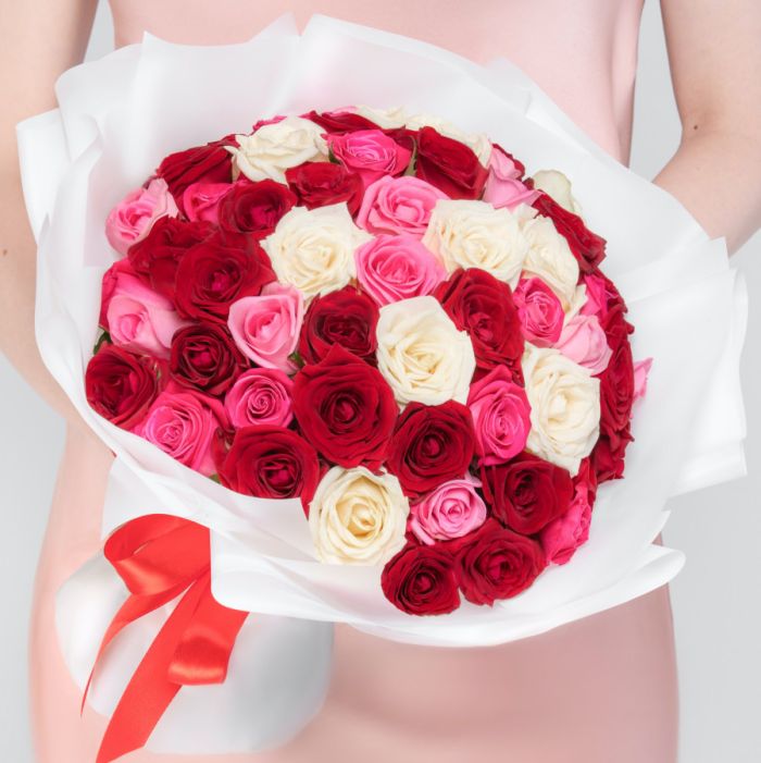 51 Mix Roses (30 cm.)