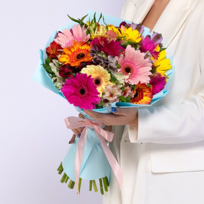 Bouquet ТGerberas and AlstromeriasУ