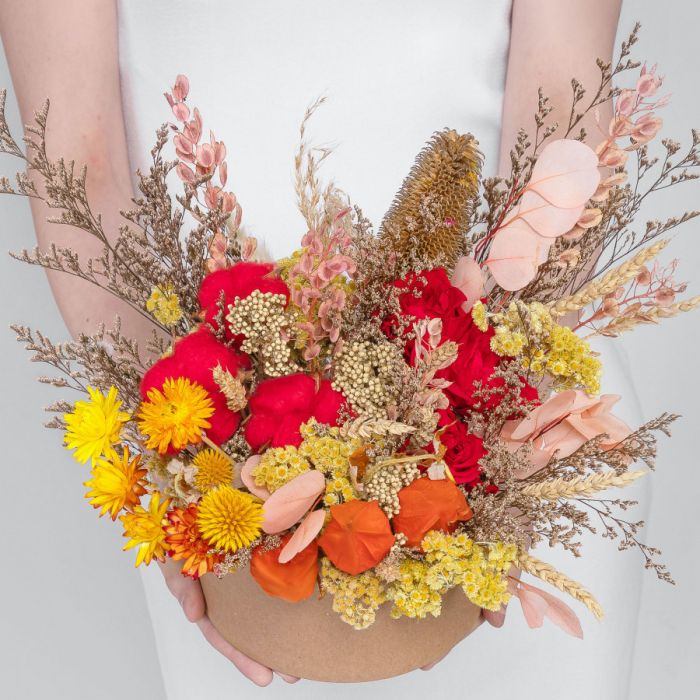 Bouquet ТLeaffallУ dried flowers in a box