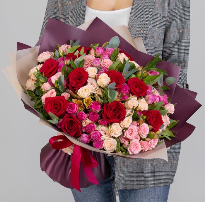 Author's bouquet ТRhodoniteУ