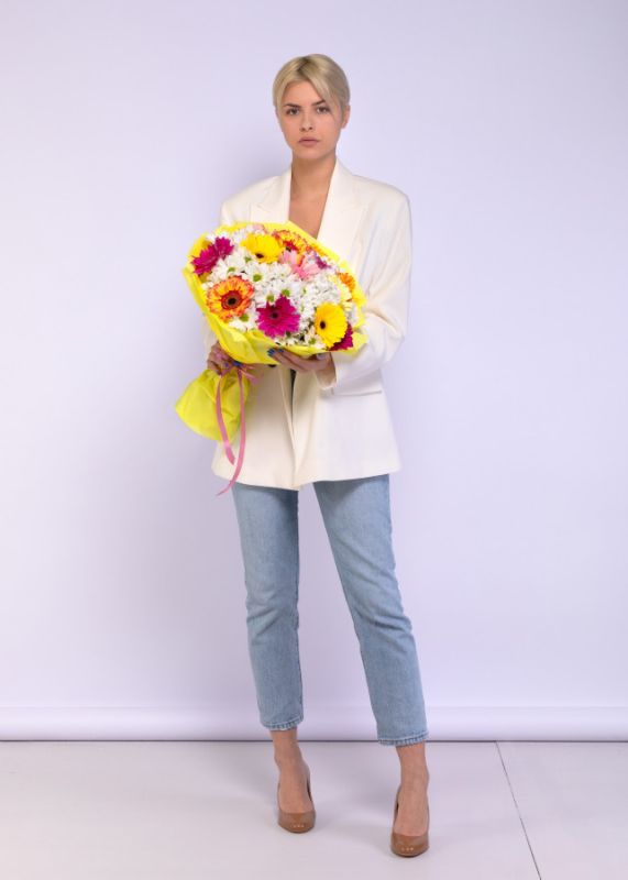 Bouquet ТGerberas and Bush ChrysanthemumsУ.