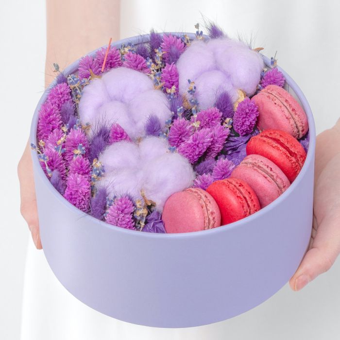 Ready-made bouquet ТLavender BlossomУ in a box of dried flowers