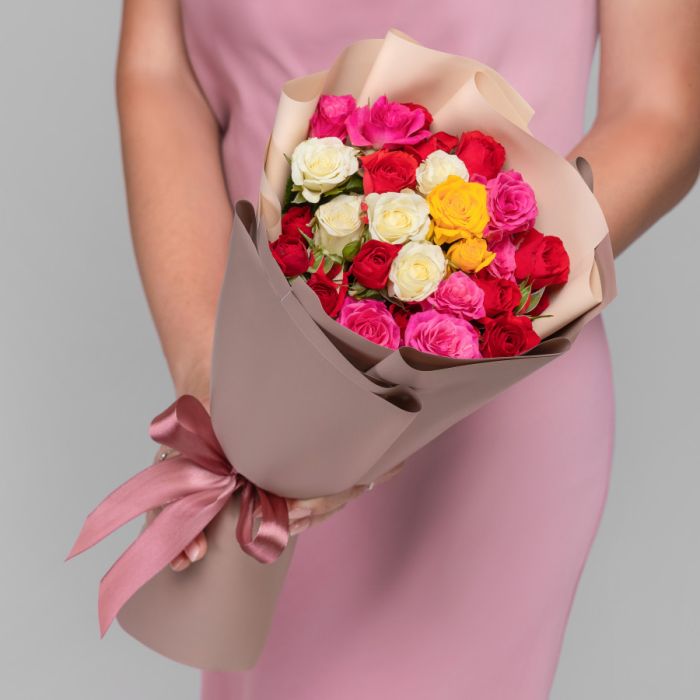 Bouquet of flowers Т9 Shrub Roses Mix 40 cm.У